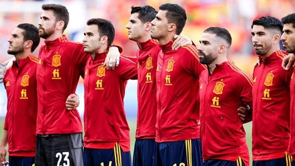 Tây Ban Nha có lối chơi quyến rũ