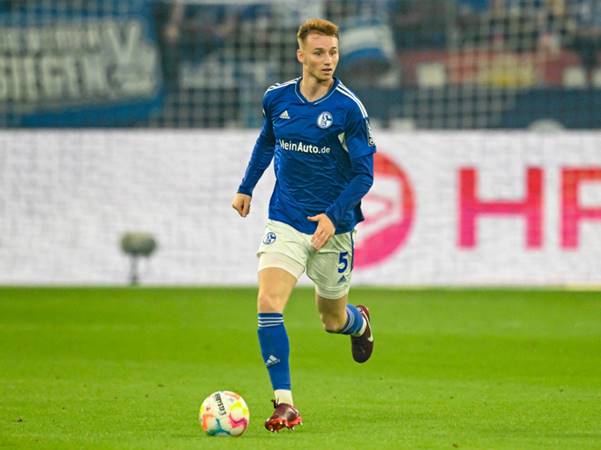 Tin BĐ 3/7: Mainz 05 chưa thể mua đứt Sepp van den Berg