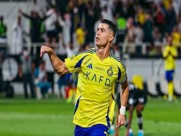 Bóng đá QT trưa 22/10: Đội của Ronaldo bị tố thiên vị