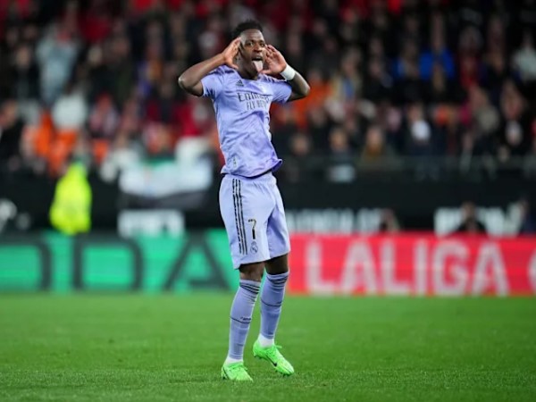 Tin BĐ: Valencia dọa kiện vì phim tài liệu Vinicius trên Netflix