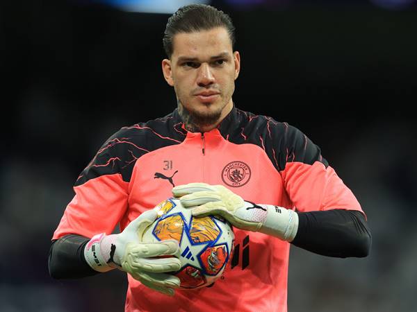 Những câu lạc bộ đã định hình sự nghiệp của Ederson Moraes