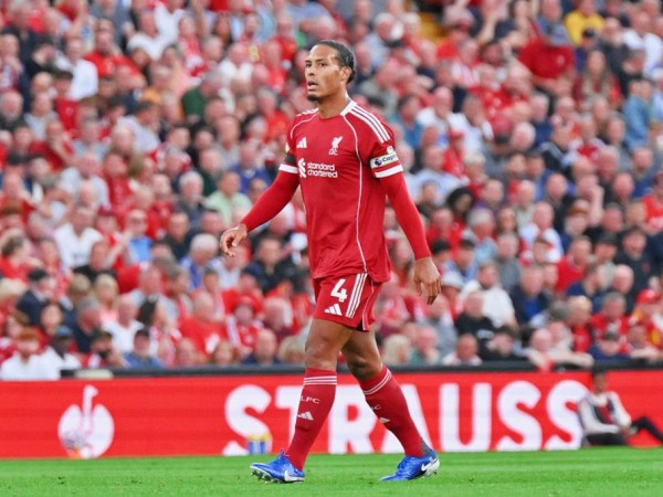 Newcastle quật khởi bản lĩnh “Chích chòe”