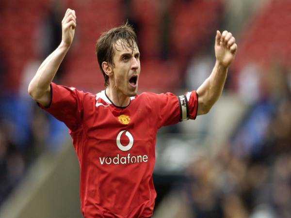 Đội trưởng Gary Neville