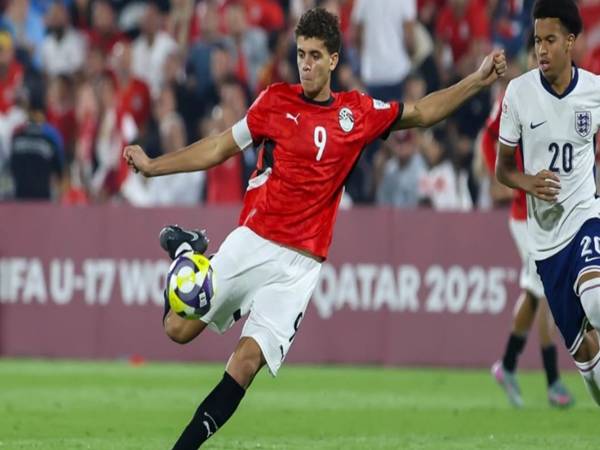 Barca Atletic vướng FFP, phải thanh lọc lực lượng