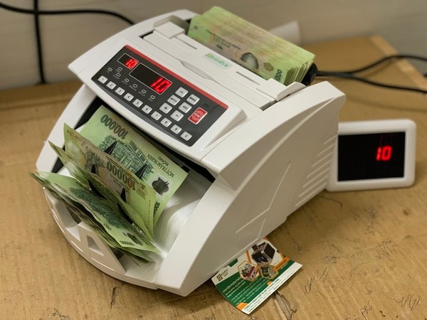 Nằm mơ thấy đếm tiền là điềm gì may mắn tài lộc