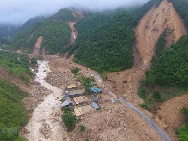 Phương pháp chuyển nguy thành an khi nằm mộng thấy lũ quét