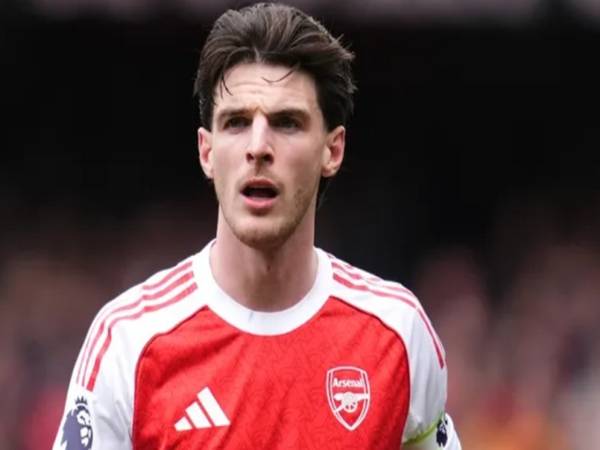 Declan Rice quá tải, dấu hỏi lớn trước giờ G
